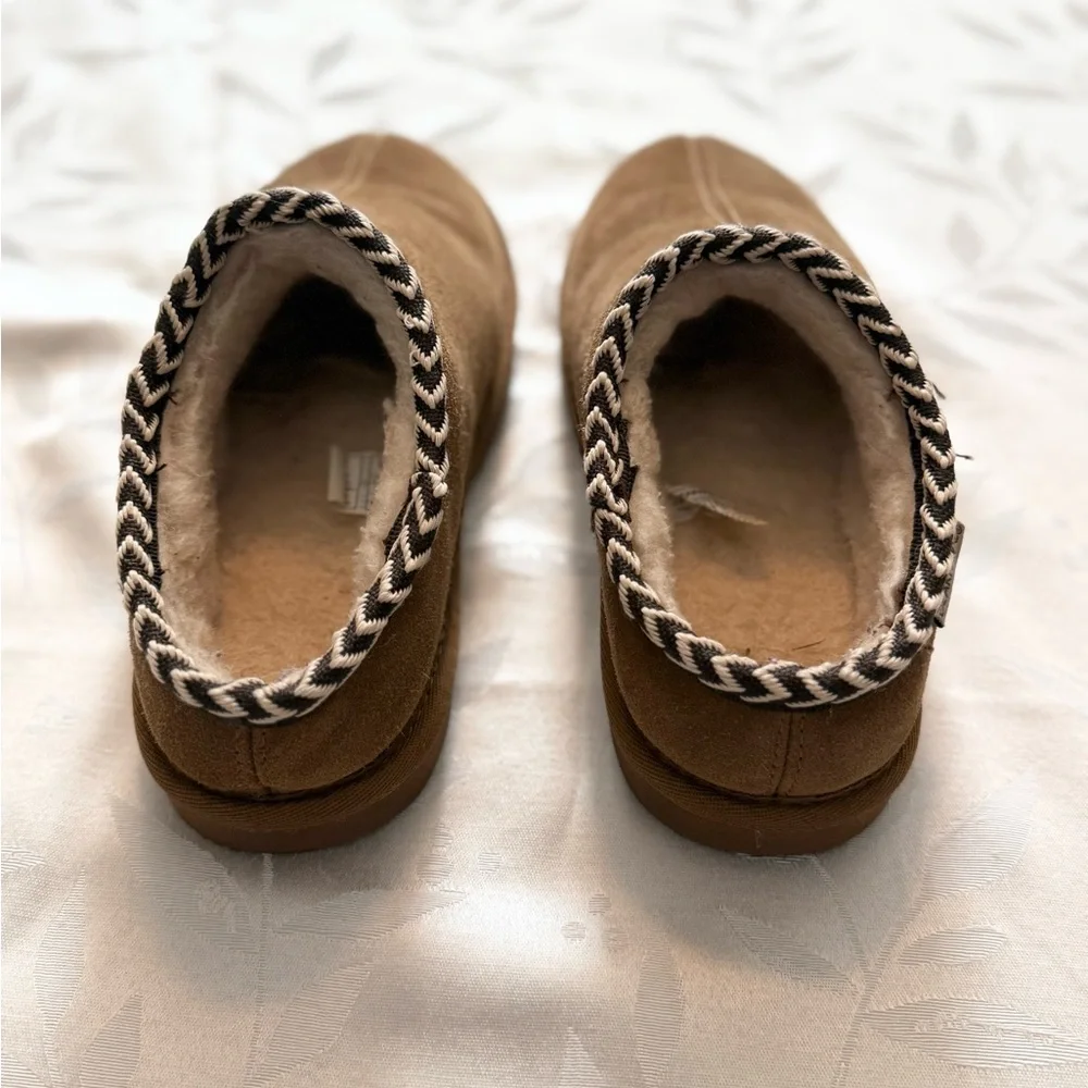 BearPaw Girl’s Tabitha Hickory Shoes